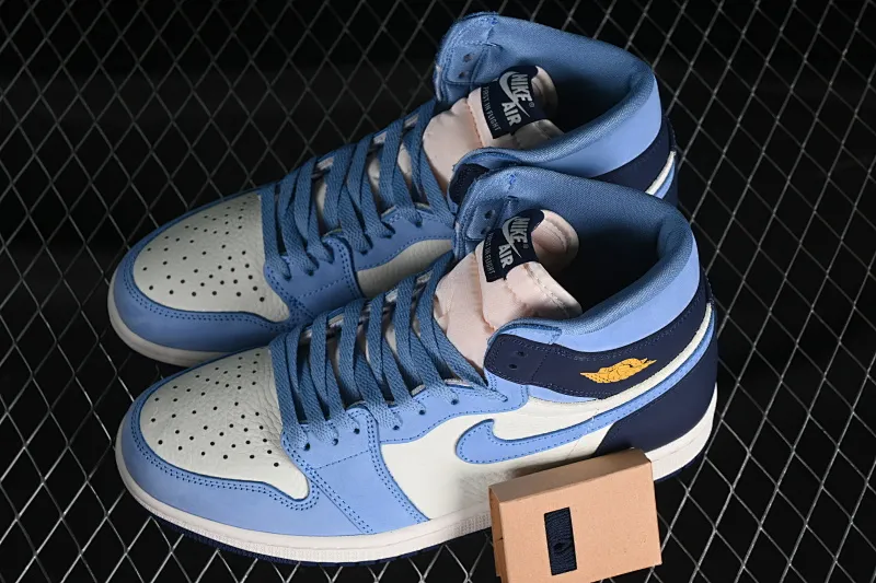 All categories Air Jordan Jordan series basketball shoes Air Jordan 1 High Air Jordan 1 High OG "First in Flight" AJ1 Joe 1 Obsidian 2.0 high-top basketball shoes FD2596-400